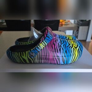 Rainbow Clogs 🌈 with straps NEW